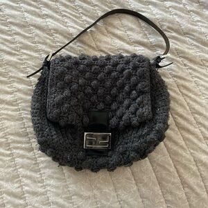 GREAT CONDITION FENDI MAMA BAGUETTE